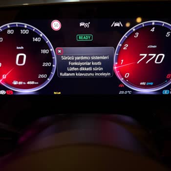 Radar Uyarısı Ve Güvenlik Sistemleri Sorunu Yeni Mercedes-Benz Araçta