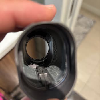 Dyson Airstrait Servisinde Parça Değiştirilmek Yerine Yapıştırma Kabul Edilemez