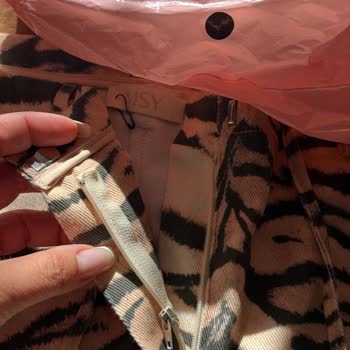 Fermuarı Patlayan Pantolon İçin İade Ve Değişim Talebim Reddedildi