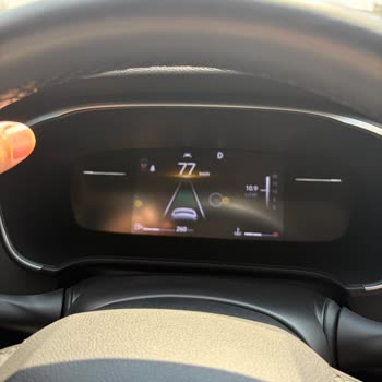 Renault Megane'de Sürüş Yardımları Uyarısı Sürekli Tekrarlıyor