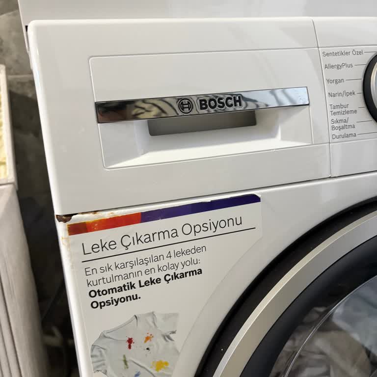 Bosch Çamaşır Makinesinde Deterjan Gözünün Ön Bölümünde Paslanma Ve Ücretsiz Parça Değişimi Talebi