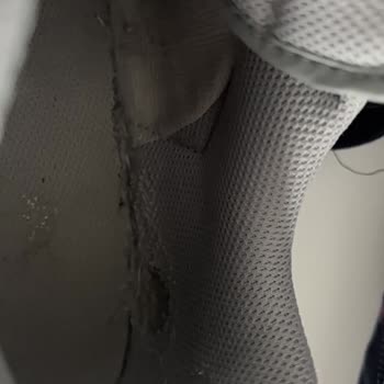 Nike Big Low Sneaker’da Erken Yırtılma Ve Kırılma Şikayeti