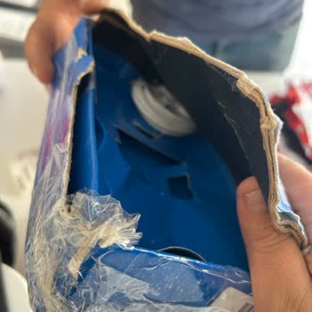 Hasarlı İPhone 16 Pro Max Teslimatı Ve Canlı Destek Erişimi Sorunu