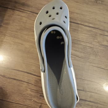 A101'den Üretim Hatası Olan Crocs Terliği İçin Ücret İadesi Ve Değişim Talebi