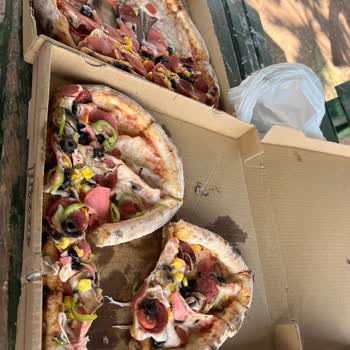 Mersin Forum AVM'de Yarım Boyutlu Pizza Ve Telafi Talebi