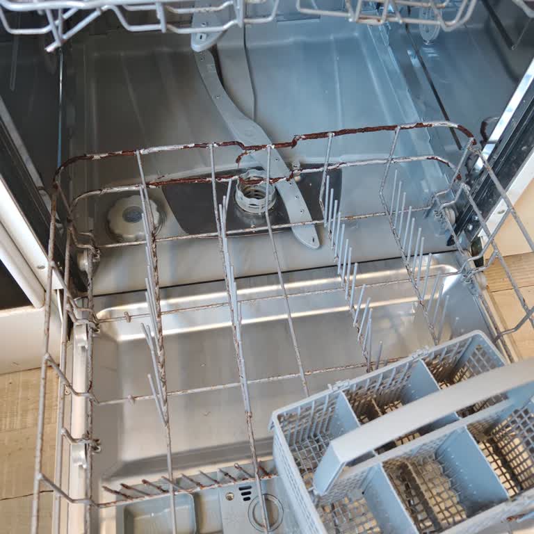 Kumtel Bulaşık Makinesinin İçinde Paslanma Ve Garanti Servis Cevapsızlığı