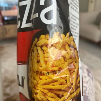 Cips Paketi İçinde Kıl