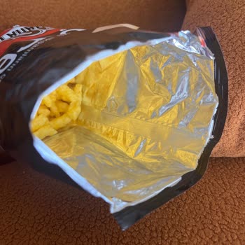 Cips Paketi İçinde Kıl