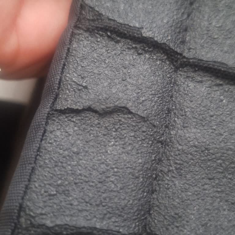 Eastpak Çantasının Hızlı Bozulması Ve Müşteri Hizmetlerinden Cevap Almama