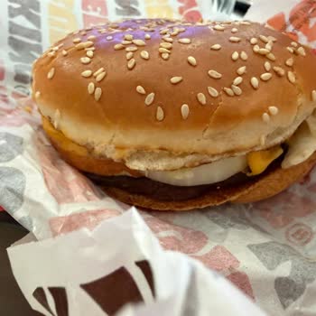 Yanlış Hazırlanan Burger İçin Tam İade Talebi