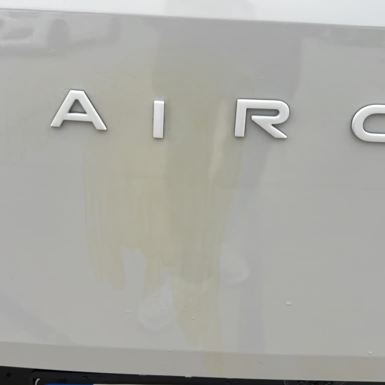 Yeni Citroen C5 Aircross'ta Bagaj Kapağı Logosu Önceden İşlem Görmüş Olması