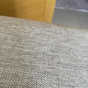 Vivense Sofalarda Hızlı Kumaş Bozulması Ve İlgisiz Yanıt