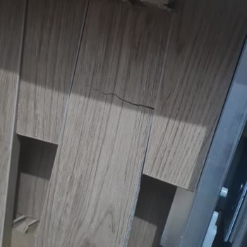 DHL Apartman Kapısına Bırakıyor, Ürün Parçalandı, Firmaya Ulaşmak İmkansız