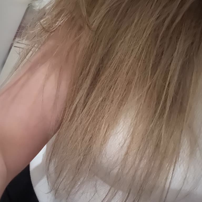 İstanbul Dmr Hair Studio’da 23 Bin Lira Ücretiyle Saç Yakılması
