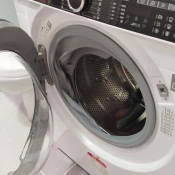 Hoover Çamaşır Makinesi Sürekli Arıza Ve Kıyafet Hasarı Nedeniyle Değişim Talebi