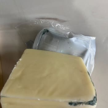 Migros Hemen'den Küflü Kaşar Peynirinde Hijyen İhlali Ve İade Talebi