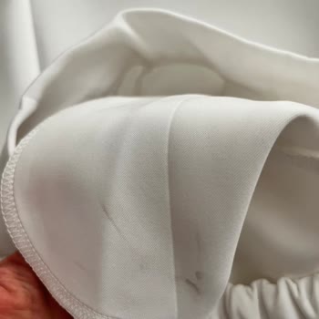 Defolu Ve Kirli Ürün Gönderimi, İade Sürecinde Oyalama Ve Para İadesinin Reddi