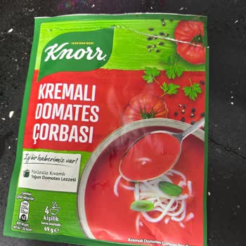 Knorr Çorbasında Boya Gibi Kırmızı Madde Görüldü