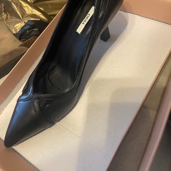Stokta Olmayan Ürün İddiasıyla Yanlış Ayakkabı Gönderimi Ve İade Sürecindeki İhmal