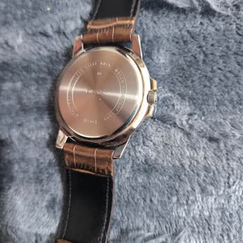 Casio Saatinin Kasa Kaplamasının Dört Ayda Dökülmesi Ve Ücret İadesi Talebi