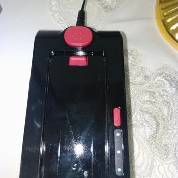 Bataryası Hızla Boşalan Yeni Dikey Süpürge İçin İade Talebi