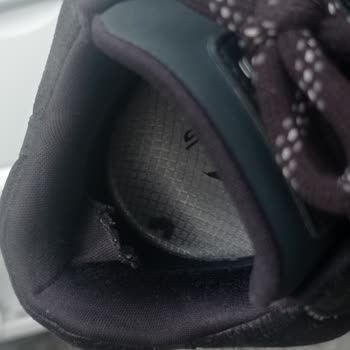 Kısa Sürede İç Yırtılma Yaşadığım Skechers Ayakkabısının Ayıplı Olduğu Reddedildi