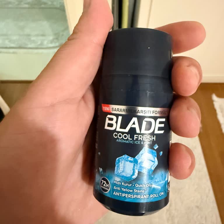 Başlığı Dönmeyen Antiperspirant Üründe Mağaza Yardım Reddetti