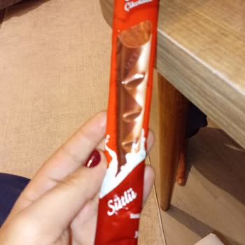 Eti Sütlü Çikolata’da Bozulmuş Ürün Ve Sağlık Endişesi