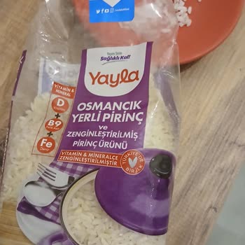 Yabancı Beyaz Tanecikler İçeren Pirinçte Gıda Güvenliği Endişesi