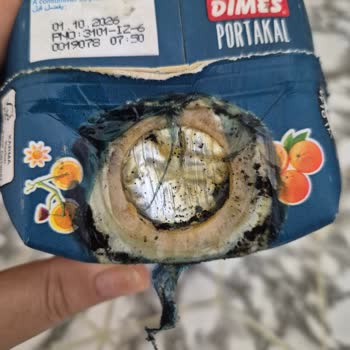 Dimes Portakal Suyu Ambalajında Küf Ve Sağlık Riski