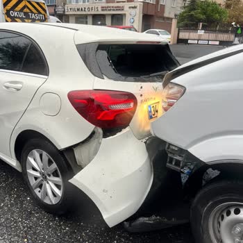 Şennik Turizm Okul Servisinin Hızlı Çarpmasıyla Aracım Ağır Hasar Gördü