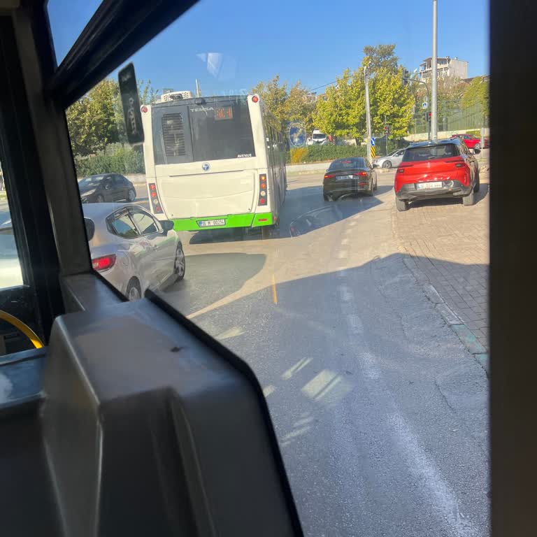 Durakta Durmayan Otobüs İşime 6 Dakika Geç Kalmaya Neden Oldu