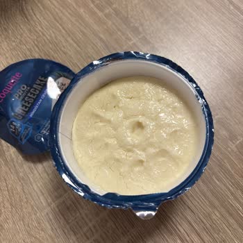 Coquette Pro Ricotta Cheesecake'te Şişmiş Kapak Ve Kötü Koku: Son Kullanma Tarihine Rağmen Bozulma
