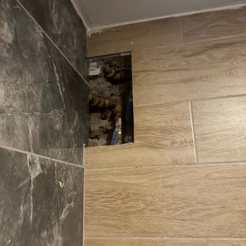 Yanıltıcı Otel Bilgileri, Uzak Otopark Ve Kötü Oda Koşulları