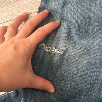 Levi’s Pantolonlarda Kumaş Hatası Ve Ücret İadesi Talebi