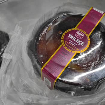 Hakmar Şubesindeki Bozuk Sütlü Tatlılar Çocuk Sağlığını Tehdit Ediyor