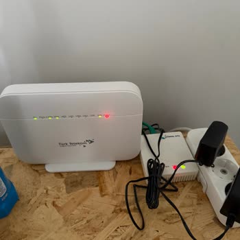 Bölgemizde Uzun Süreli İnternet Kesintisi Ve Acil Çözüm Talebi