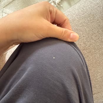 Mavi Tişörtlerde Yıkama Sonrası Delik Ve Yırtık Şikayeti