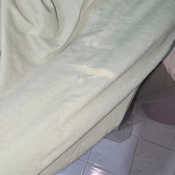 Old Spice Deodorantı Kıyafetlerimde Çıkarılamayan Lekeler Bıraktı