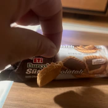 Eti Burçak Bisküvi’de Bulunan Kıl İçin Acil Hijyen İncelemesi