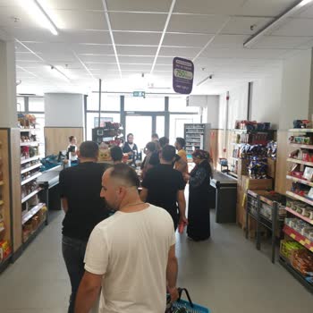 A101 Gültepe Şubesinde Fiyat Farkları Ve Kasa Bekleme Sorunları