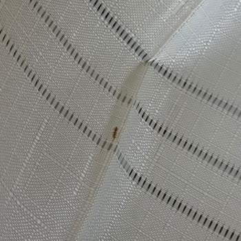 Yanlış Renk Ve Lekeli Masa Örtüsü Üzerine İade Reddi Ve Güven Sorunu
