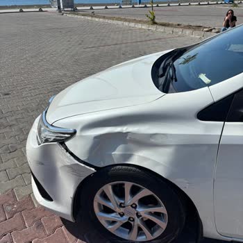 Toyota Servisinde Parça Beklemesi Nedeniyle Araç Tamiri Uzun Süre Bekliyor Ve İkame Araç Sunulmadı
