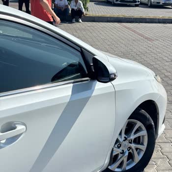 Toyota Servisinde Parça Beklemesi Nedeniyle Araç Tamiri Uzun Süre Bekliyor Ve İkame Araç Sunulmadı