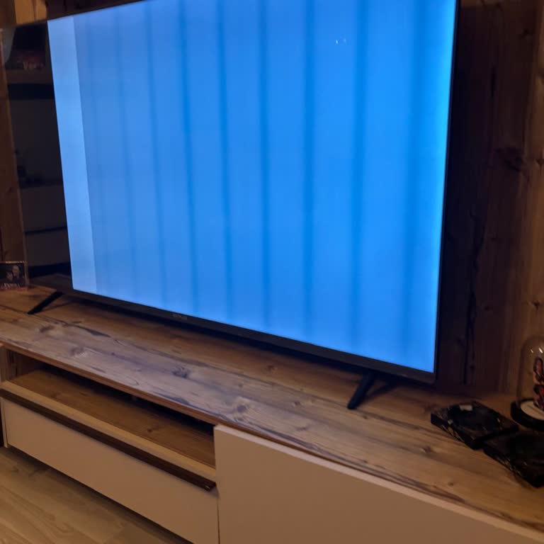 Onvo TV'de Tekrarlayan Ekran Arızası Ve Ses Sorunu Nedeniyle Ayıpsız Değişim Talebi