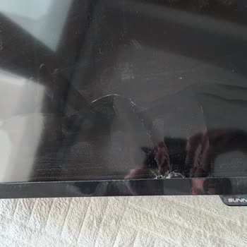 Aras Kargo'nun Kırılabilir Etiketi Göz Ardı Etmesi Sonucu TV'imin Kırılması Ve Cevapsız Kalması