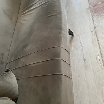 Ayıplı Koltuk Takımı Ve Cevapsız Mağaza