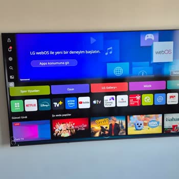 Kasada Ve Ekranda Çatlaklı LG Televizyon, Servis Ve Müşteri Hizmetleri Çözüm Sunmadı