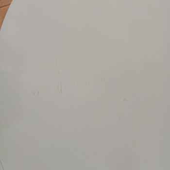 Defolu Masa Takımı Ve Cevapsız Müşteri Hizmetleri