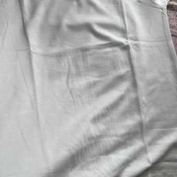 Kumaş Boyası Lekeli Ürün Gönderildi, Satıcı Sorumluluk Reddi